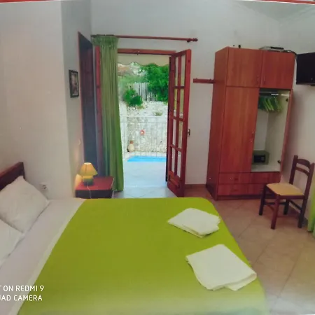 Soustas Apartments Longós Extérieur photo