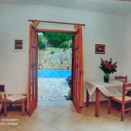 Soustas Apartments Longós Extérieur photo