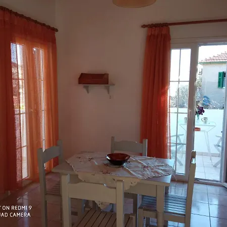 Soustas Apartments Longós Extérieur photo