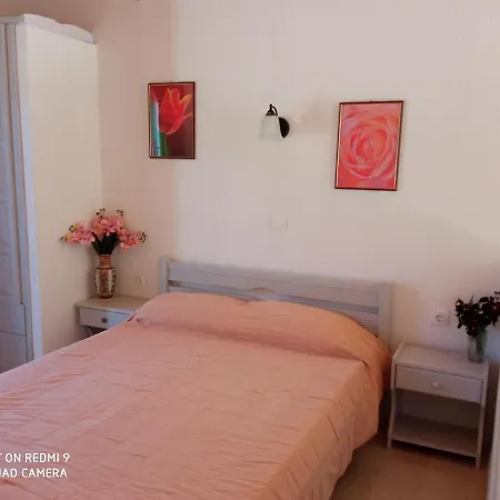 Soustas Apartments Longós Extérieur photo