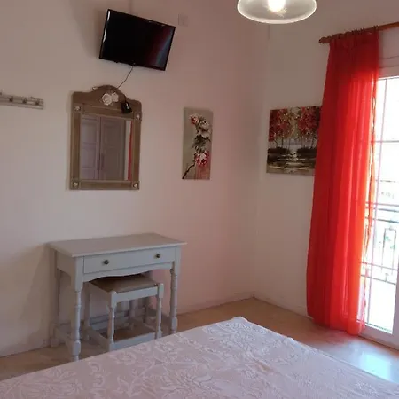 Soustas Apartments Longós Extérieur photo