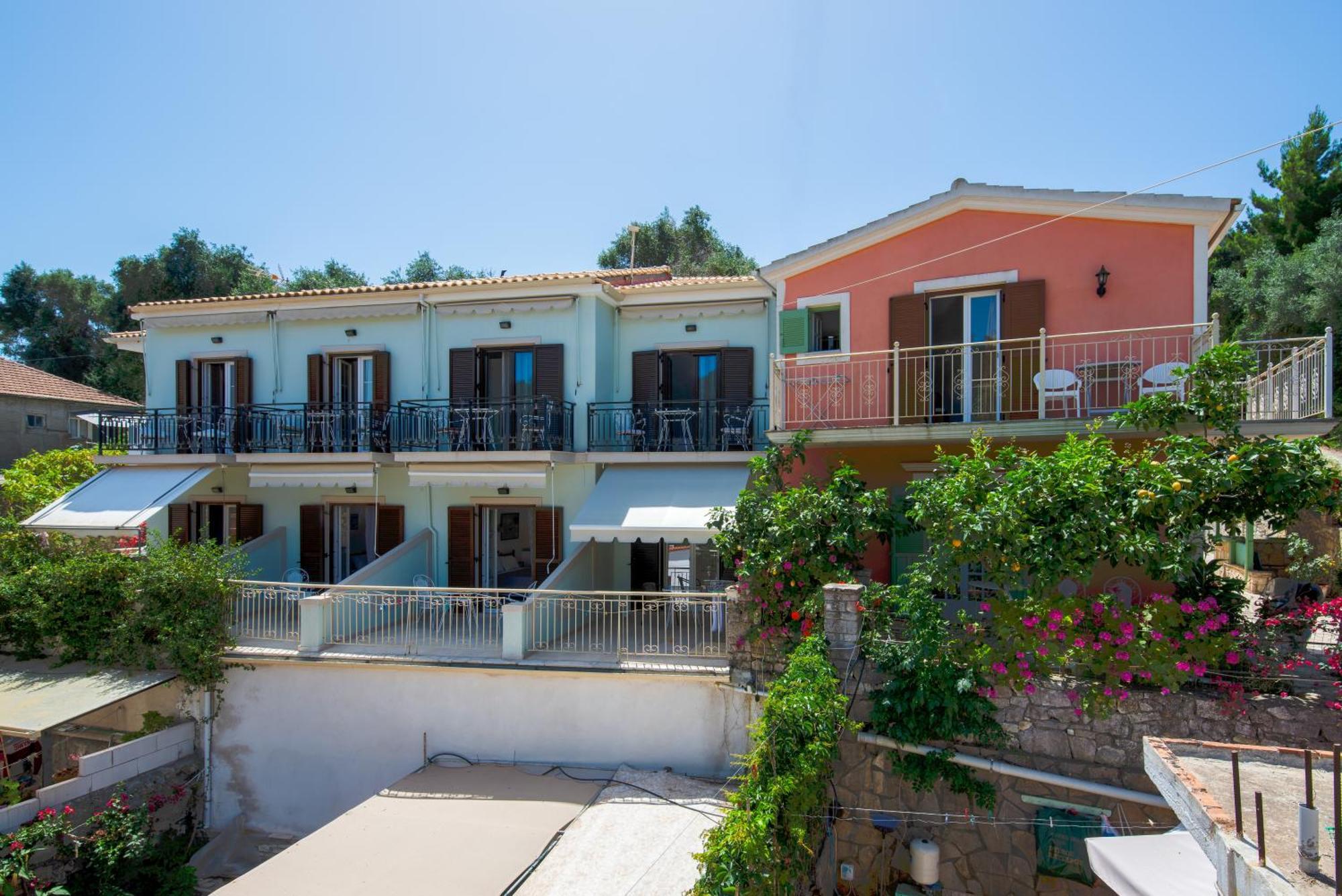 Soustas * Longos (Paxos)